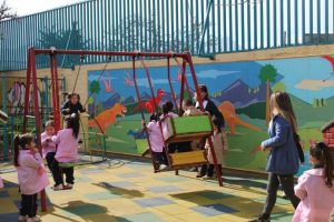 Imagen de 14 Agosto Reinauguración patio Pre-Kinder y Kinder.