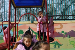 Imagen de 14 Agosto Reinauguración patio Pre-Kinder y Kinder.